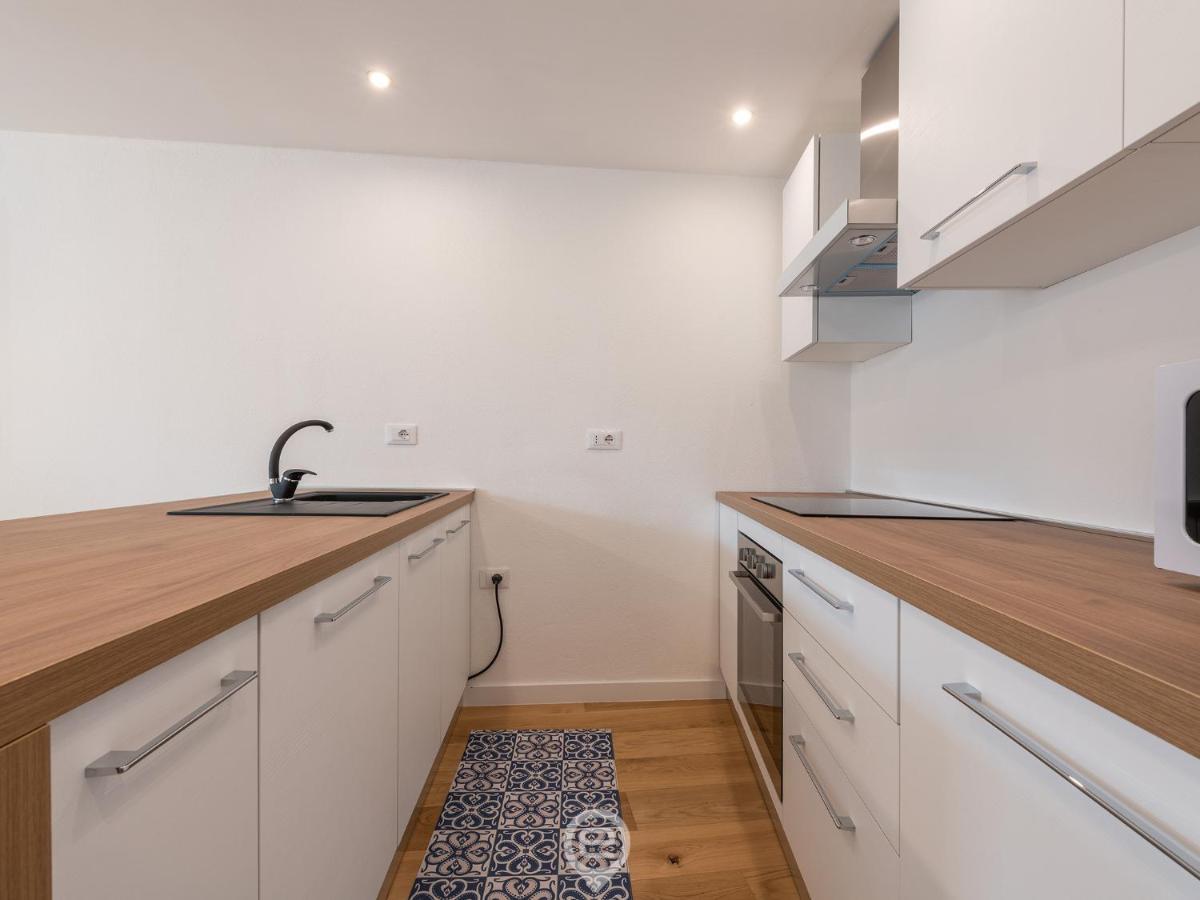 Luisa Apartment กาญารี ภายนอก รูปภาพ
